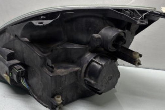 Optique avant principal droit (feux)(phare) FORD FIESTA 5