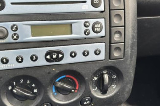 Optique avant principal droit (feux)(phare) FORD FIESTA 5