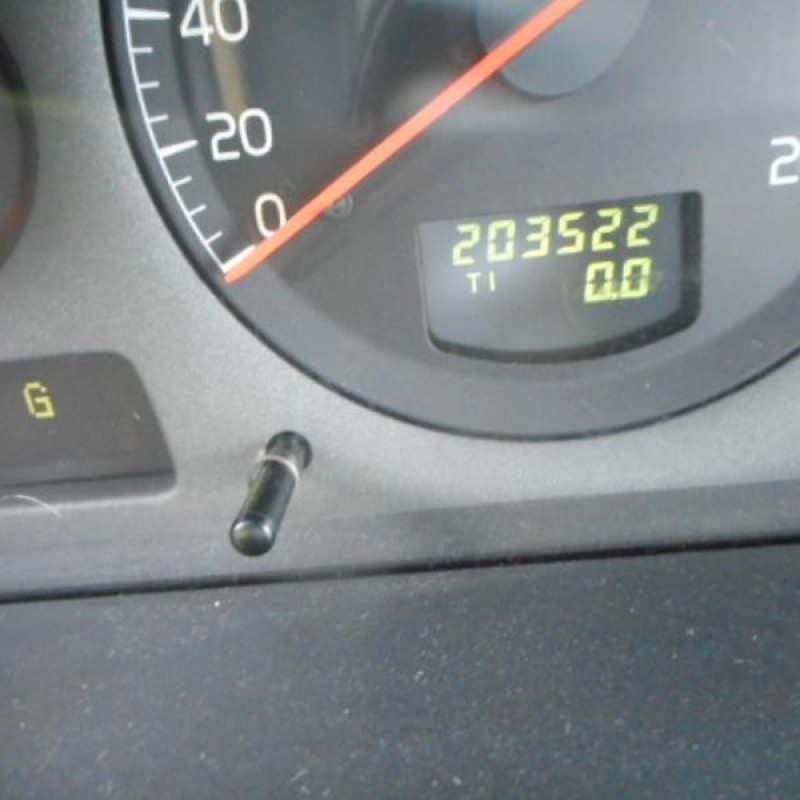 Compresseur clim VOLVO V 70 1 Photo n°12