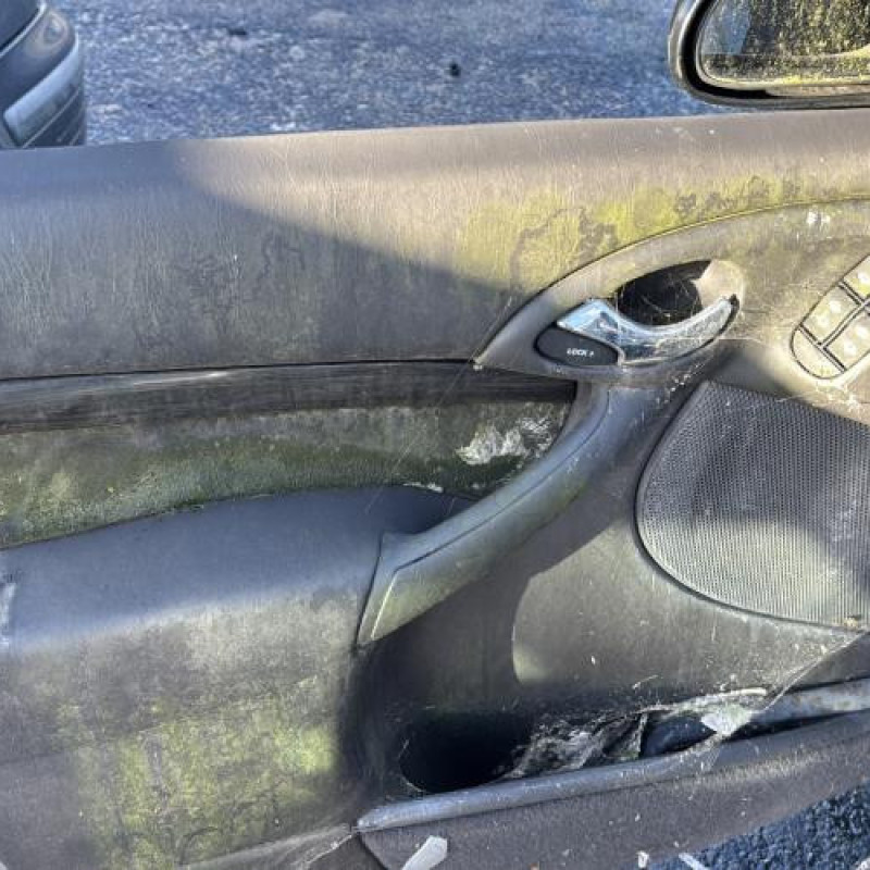 Optique avant secondaire gauche (feux)(clignotant) FORD FOCUS 1 Photo n°13