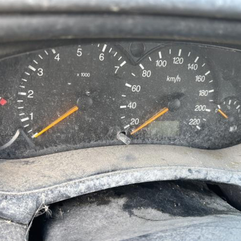 Optique avant secondaire gauche (feux)(clignotant) FORD FOCUS 1 Photo n°20