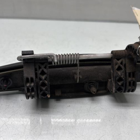 Poignee porte avant droit DACIA SANDERO 1