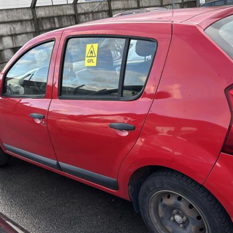Poignee porte avant droit DACIA SANDERO 1 Photo n°9