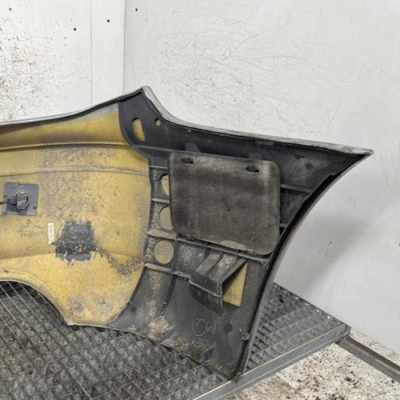 Pare choc arriere MERCEDES CLASSE R 251 Photo n°5