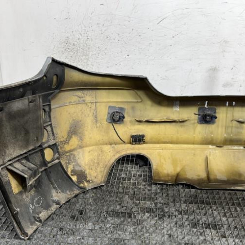 Pare choc arriere MERCEDES CLASSE R 251 Photo n°7