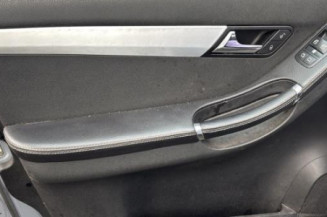 Pare choc arriere MERCEDES CLASSE R 251