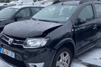 DACIA SANDERO 2 PHASE 1 0.9i - 12V TURBO TCE 90 Photo n°1