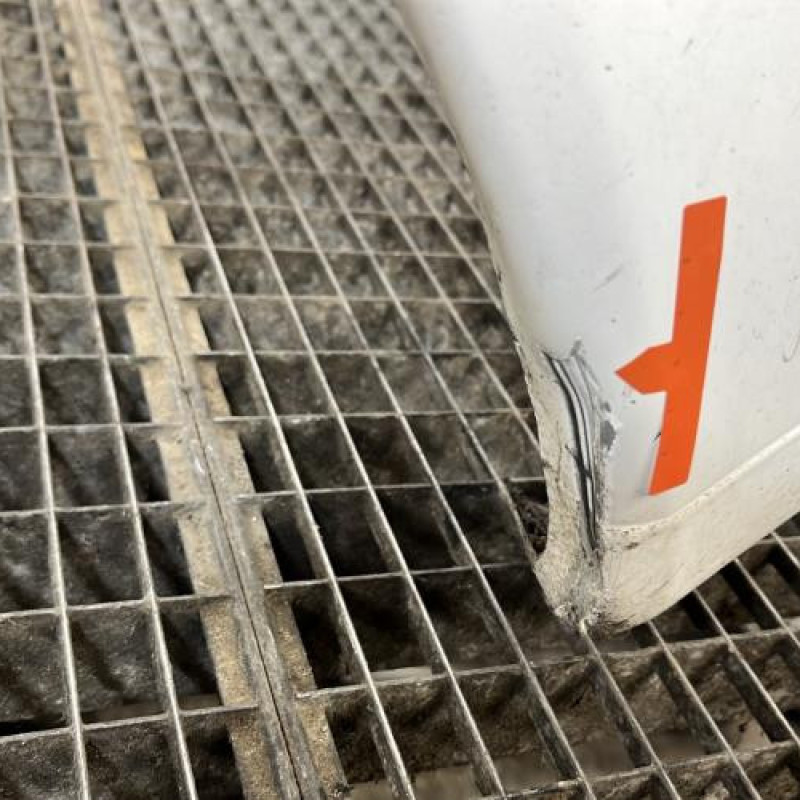 Aile avant gauche PEUGEOT 106 Photo n°4