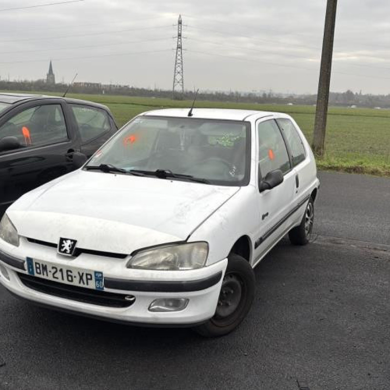Aile avant gauche PEUGEOT 106 Photo n°6