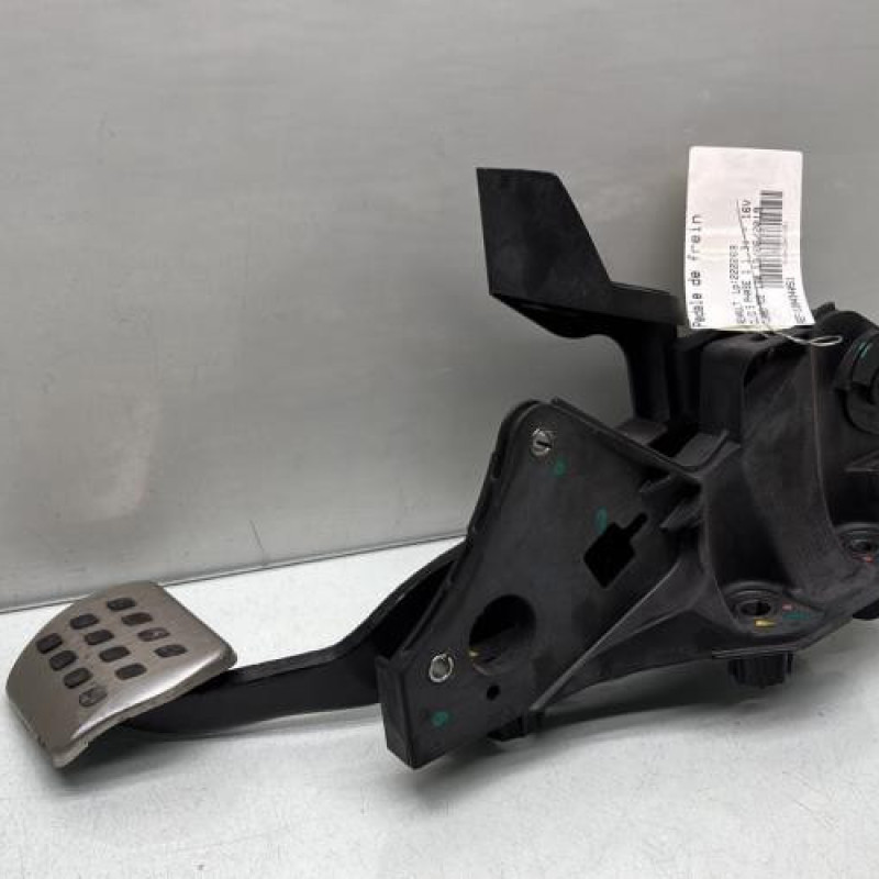 Pedale de frein RENAULT CLIO 5 Photo n°1