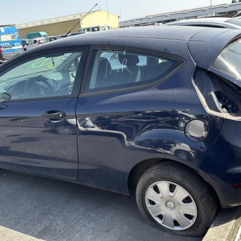 Pare choc avant FORD FIESTA 6 Photo n°12