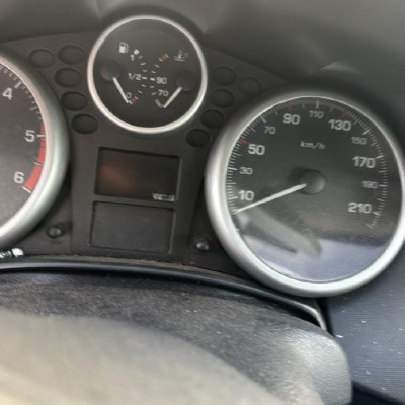 Compteur PEUGEOT 207 Photo n°15