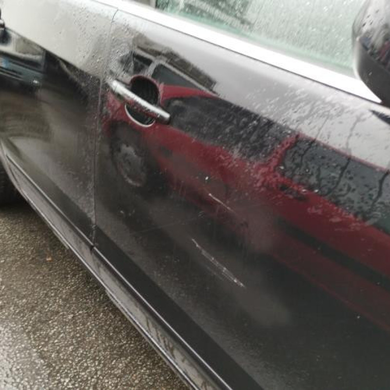 Amortisseur arriere droit PEUGEOT 5008 1 Photo n°8