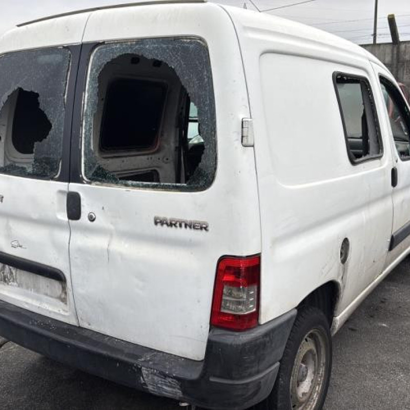 Support filtre gazoil PEUGEOT PARTNER 1 Photo n°3