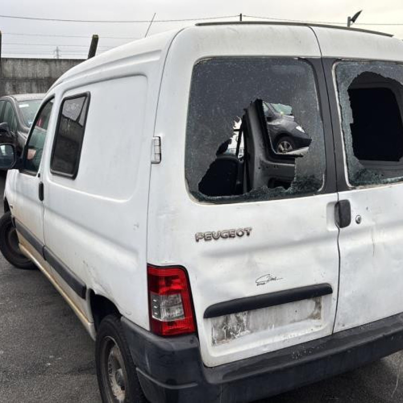 Support filtre gazoil PEUGEOT PARTNER 1 Photo n°4