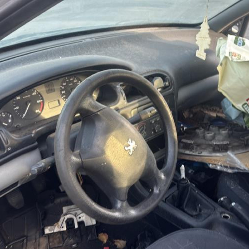 Tambour arriere droit PEUGEOT 406 Photo n°18