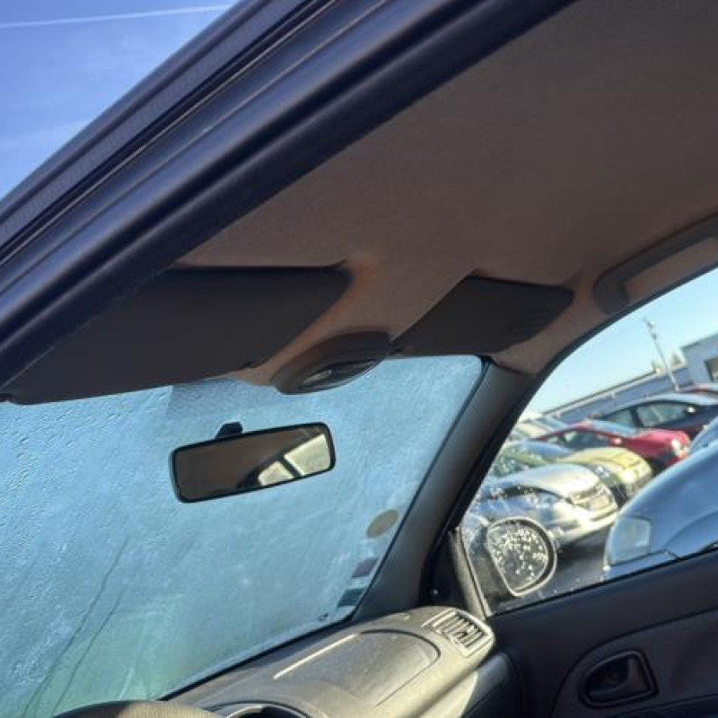 Levier de vitesses RENAULT CLIO 2 CAMPUS Photo n°18