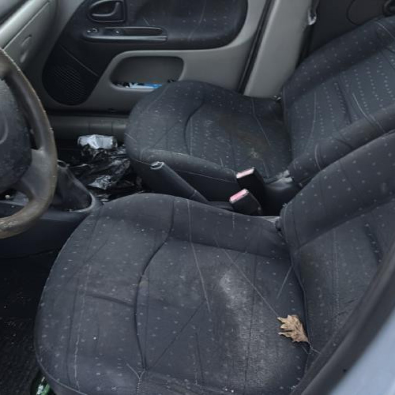 Tambour arriere gauche RENAULT CLIO 2 Photo n°10