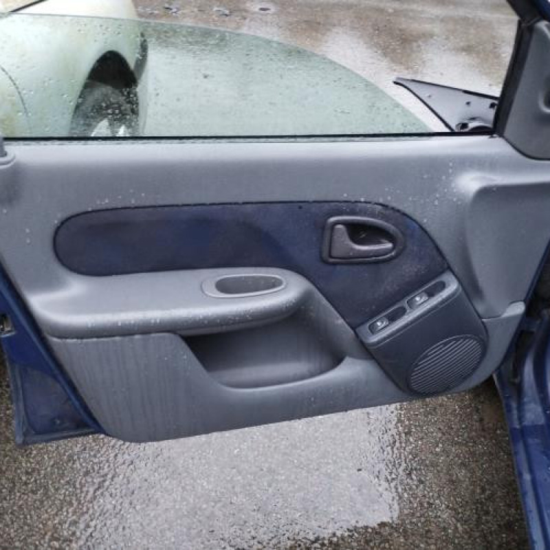 Tambour arriere gauche RENAULT CLIO 2 Photo n°9