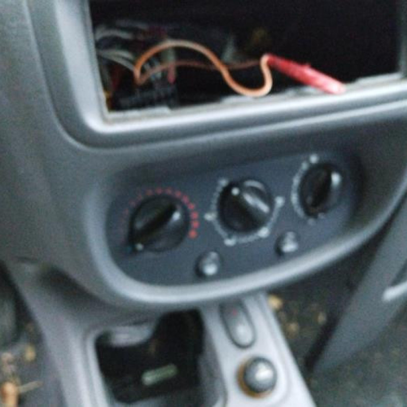 Tambour arriere gauche RENAULT CLIO 2 Photo n°17