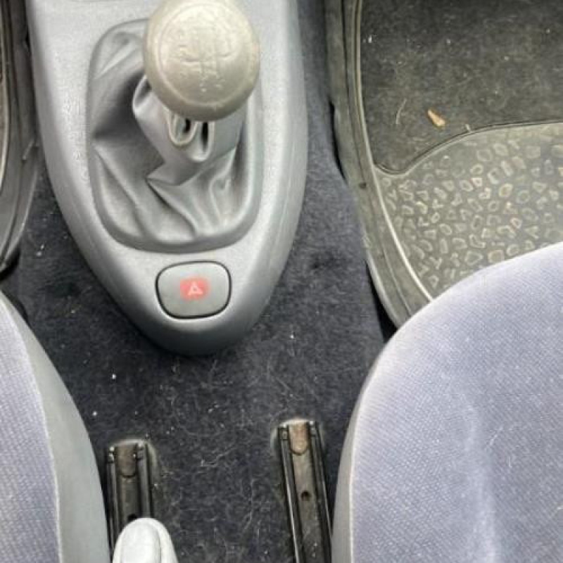 Levier de vitesses RENAULT CLIO 2 Photo n°9