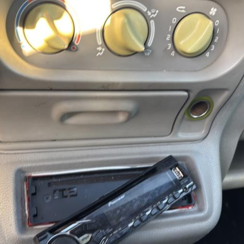 Tambour arriere gauche RENAULT TWINGO 1 Photo n°19