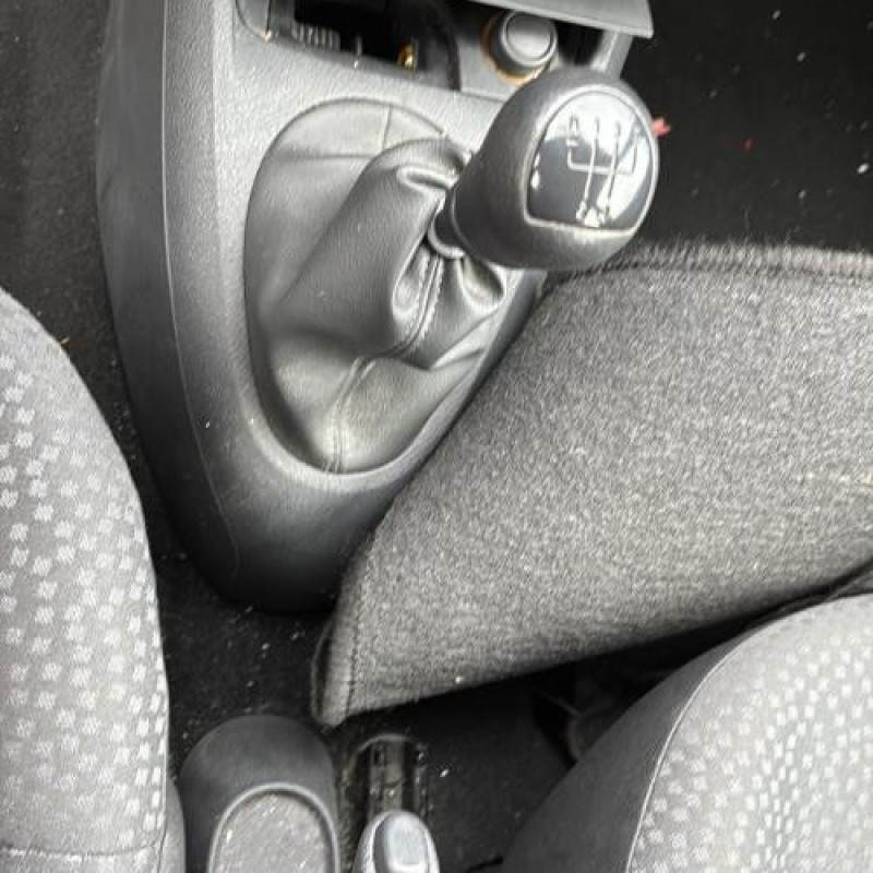 Levier de vitesses RENAULT CLIO 2 CAMPUS Photo n°18