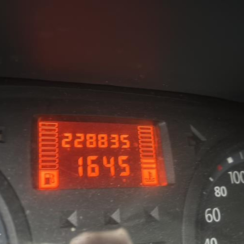 Levier de vitesses RENAULT CLIO 2 CAMPUS Photo n°17