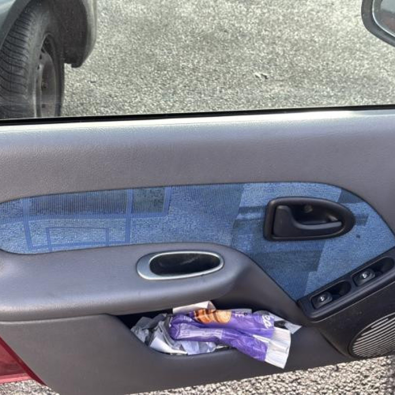 Levier de vitesses RENAULT CLIO 2 Photo n°13