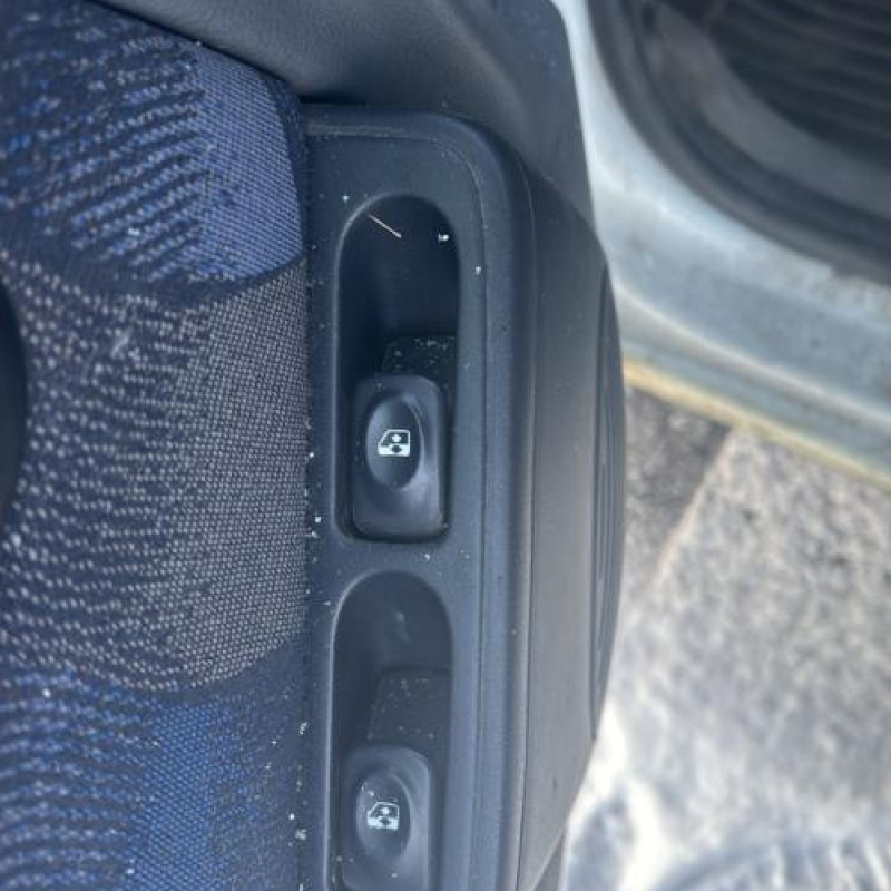 Levier de vitesses RENAULT CLIO 2 Photo n°8