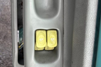 Tambour arriere gauche RENAULT TWINGO 1