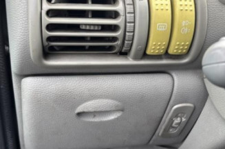 Tambour arriere gauche RENAULT TWINGO 1