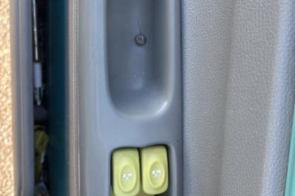 Tambour arriere gauche RENAULT TWINGO 1