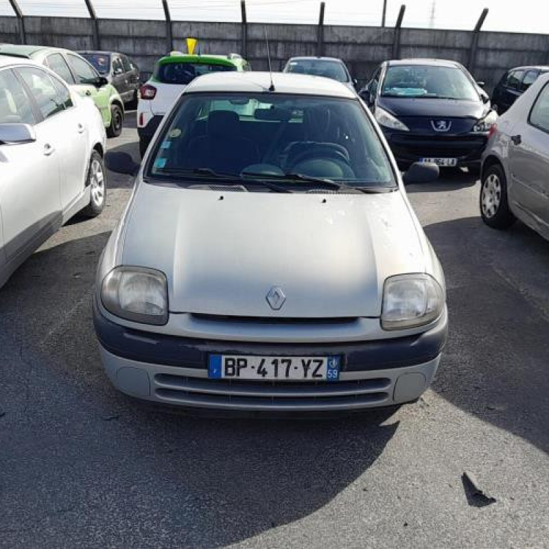 Tambour arriere gauche RENAULT CLIO 2 Photo n°4