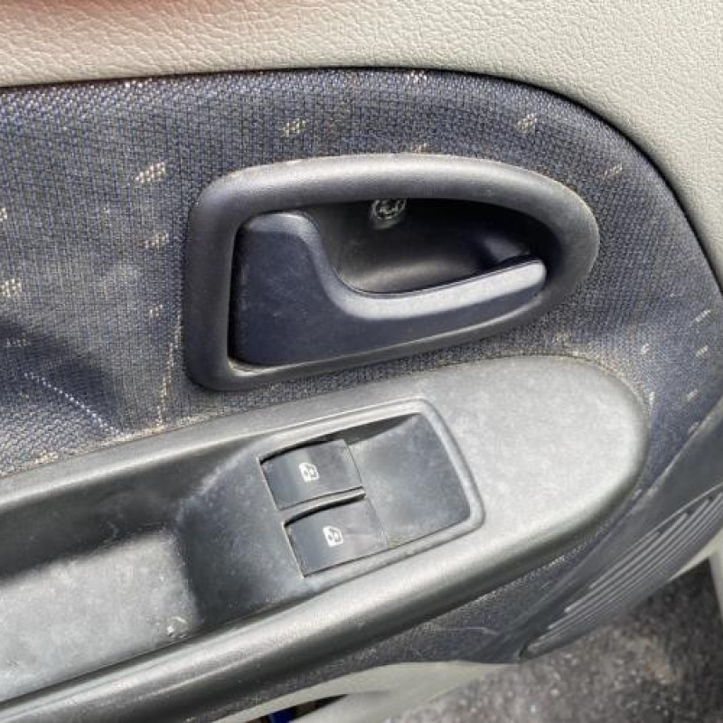 Tambour arriere gauche RENAULT CLIO 2 Photo n°10