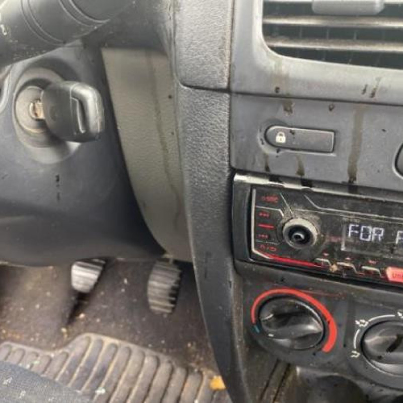 Tambour arriere gauche RENAULT CLIO 2 Photo n°13