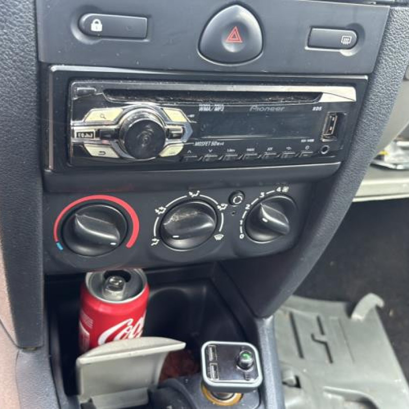 Levier de vitesses RENAULT CLIO 2 Photo n°13