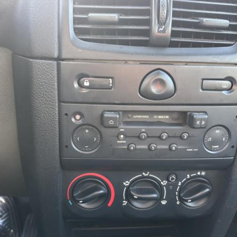 Tambour arriere gauche RENAULT CLIO 2 Photo n°19