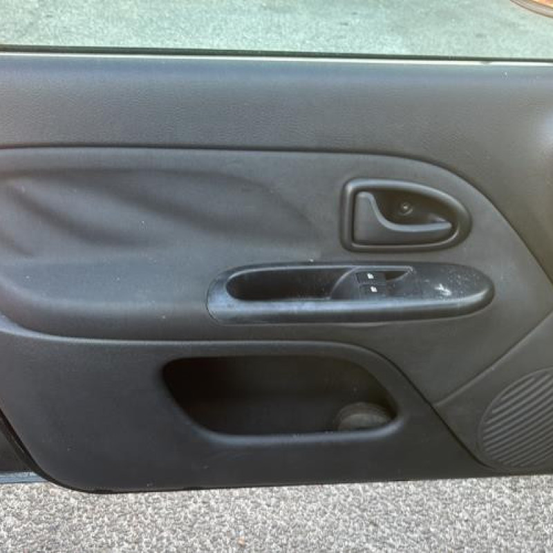 Tambour arriere gauche RENAULT CLIO 2 Photo n°9