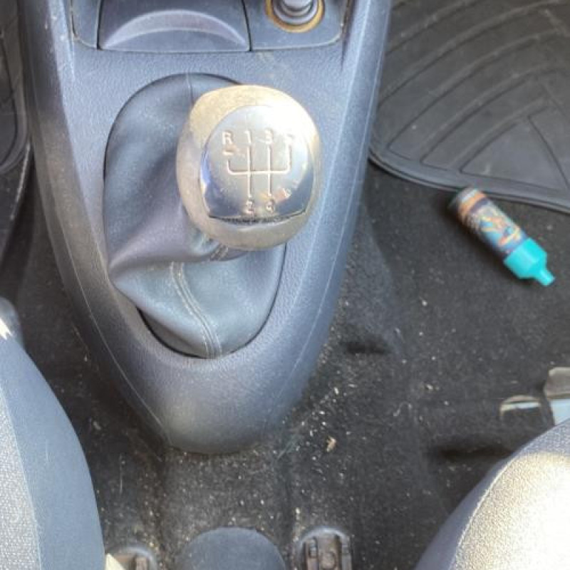 Levier de vitesses RENAULT CLIO 2 Photo n°18