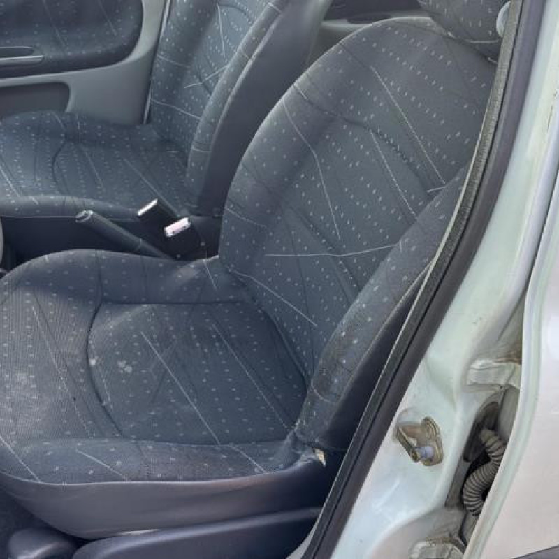 Tambour arriere droit RENAULT CLIO 2 Photo n°15