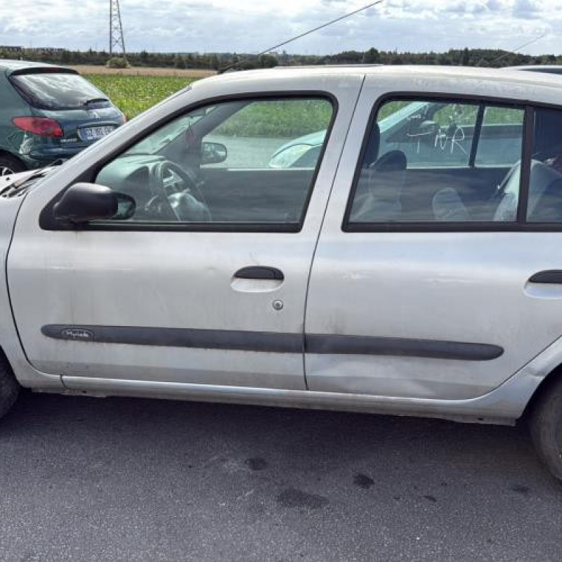 Tambour arriere gauche RENAULT CLIO 2 Photo n°6