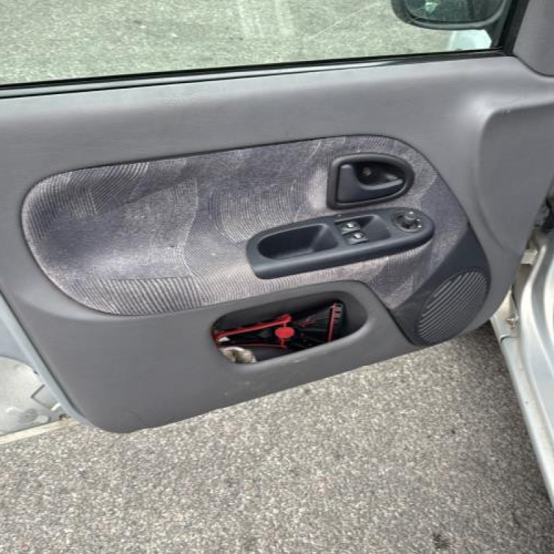 Levier de vitesses RENAULT CLIO 2 Photo n°9