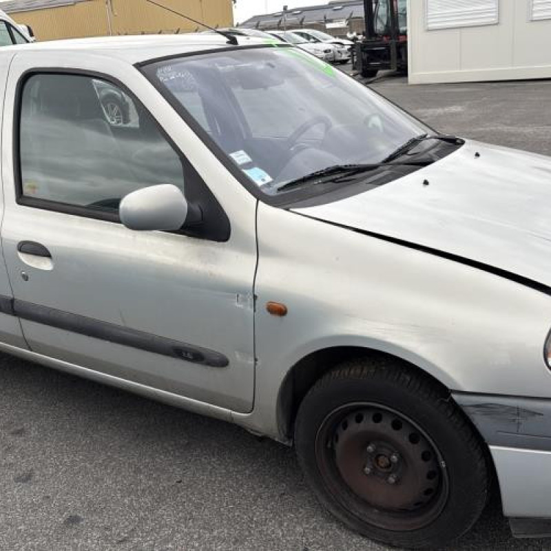 Tambour arriere droit RENAULT CLIO 2 Photo n°7