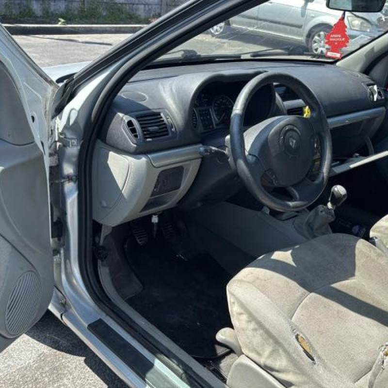 Tambour arriere gauche RENAULT CLIO 2 Photo n°9