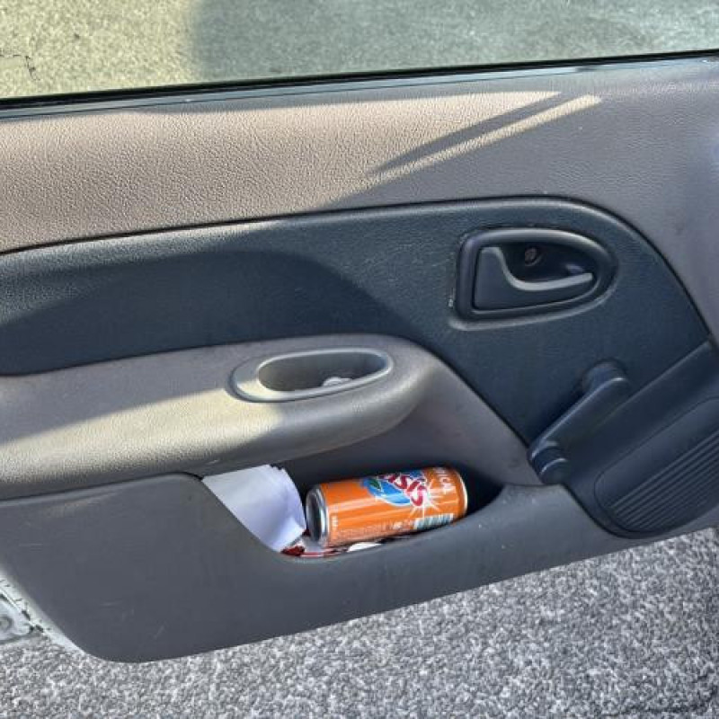 Levier de vitesses RENAULT CLIO 2 Photo n°9