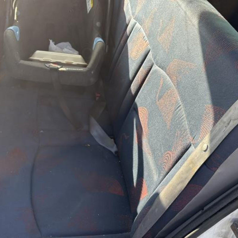 Levier de vitesses RENAULT CLIO 2 Photo n°13