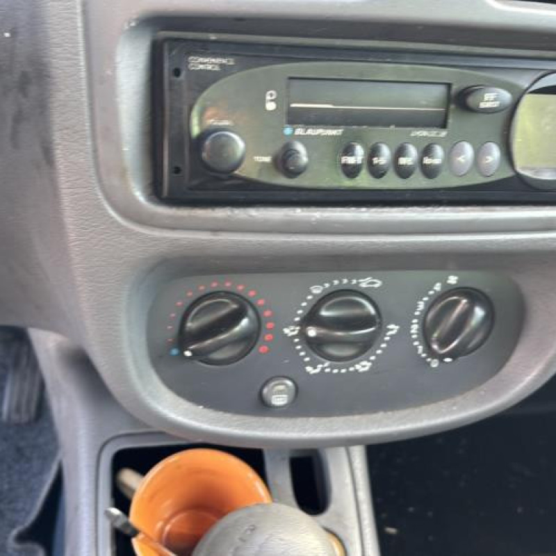 Levier de vitesses RENAULT CLIO 2 Photo n°17