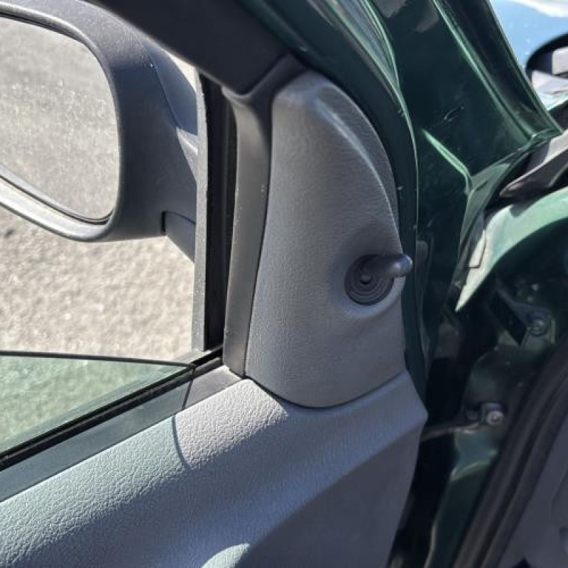 Levier de vitesses RENAULT CLIO 2 Photo n°10