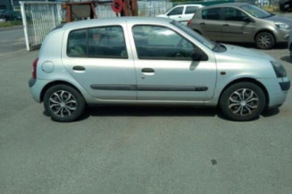 Tambour arriere droit RENAULT CLIO 2